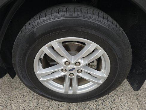 Used 2021 Ford Explorer XLT w/ Class III Trailer Tow Package image 29
