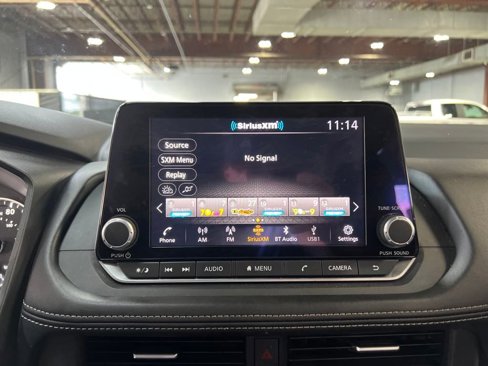 Used 2024 Nissan Rogue SV image 28