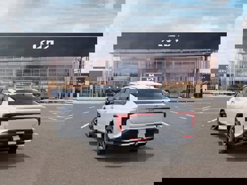 New 2025 Kia K4 EX image 4