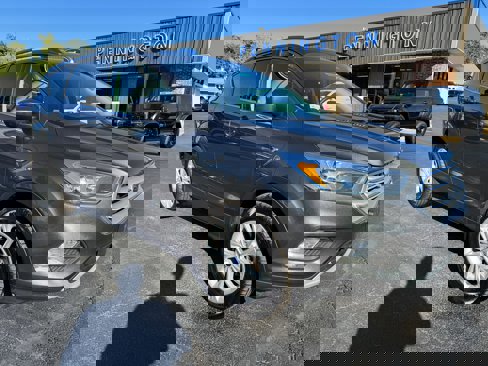 Used 2018 Ford Escape SE image 9