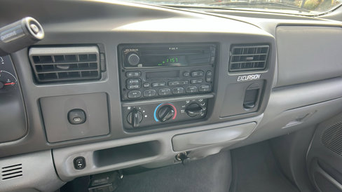 Used 2002 Ford Excursion XLT image 34