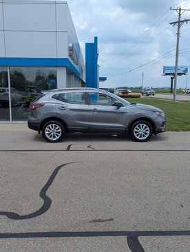 Used 2020 Nissan Rogue Sport SV w/ All-Weather Package image 3