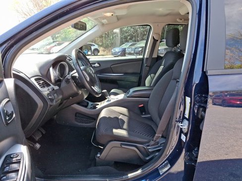 Used 2019 Dodge Journey SE w/ Connectivity Group image 16