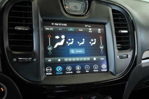 Used 2021 Chrysler 300 S image 26