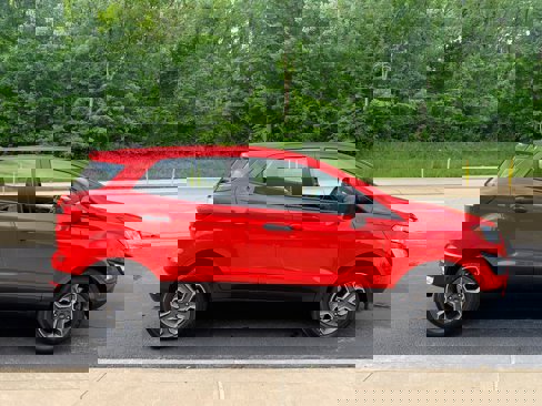 Used 2021 Ford EcoSport S image 8