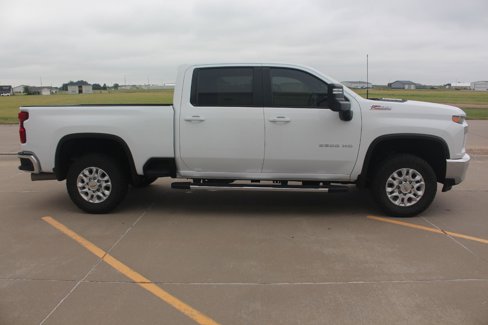 Used 2022 Chevrolet Silverado 2500 LT w/ All Star Edition image 5