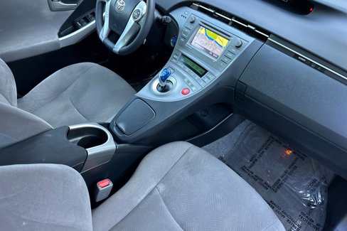 Used 2015 Toyota Prius Three image 16