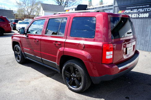 Used 2012 Jeep Patriot Latitude w/ Sun/Sound Group image 9
