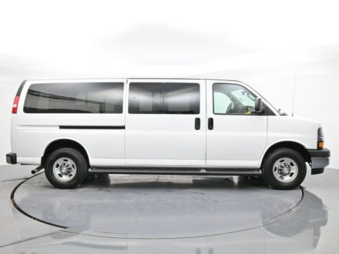 Used 2019 Chevrolet Express 3500 LT w/ LT Preferred Equipment Group image 6