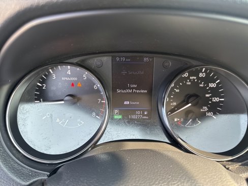 Used 2019 Nissan Rogue SV image 13