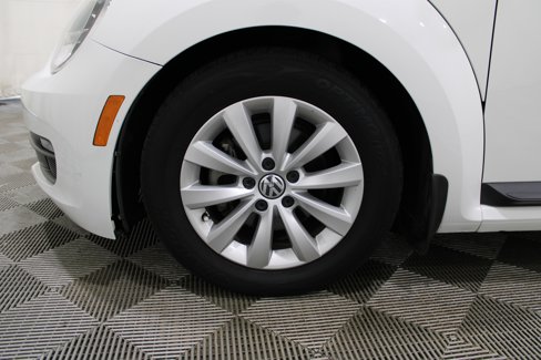 Used 2016 Volkswagen Beetle 1.8T S image 33