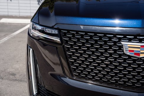 Used 2022 Cadillac Escalade ESV Premium Luxury image 16