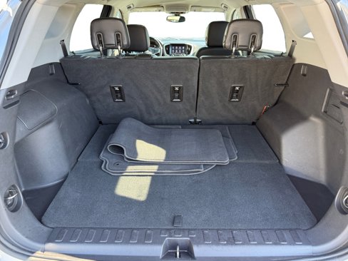 Used 2019 GMC Terrain SLT image 17