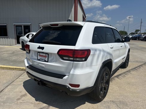 Used 2019 Jeep Grand Cherokee Laredo image 7