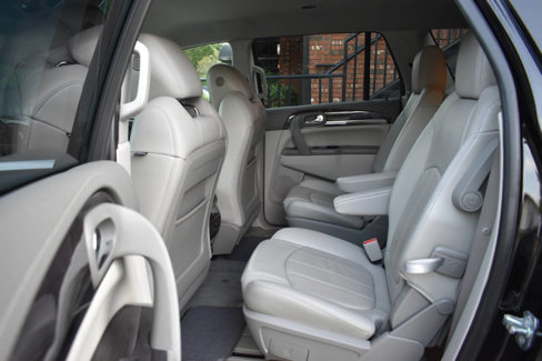 Used 2016 Buick Enclave Leather w/ Trailering Package image 8