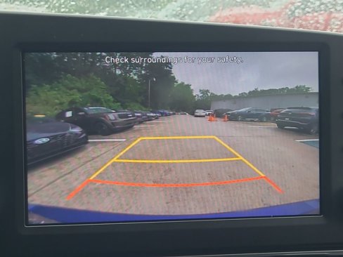 Used 2023 Hyundai Elantra SEL image 21