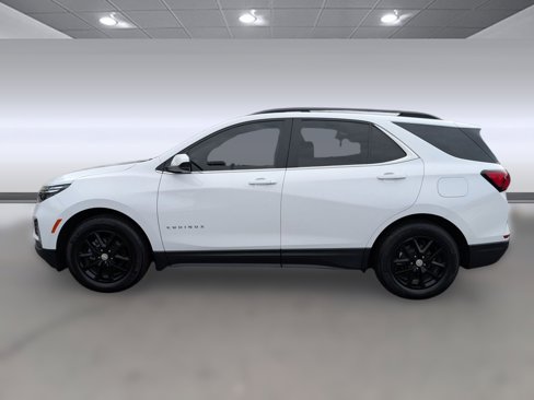 Used 2022 Chevrolet Equinox LT image 2
