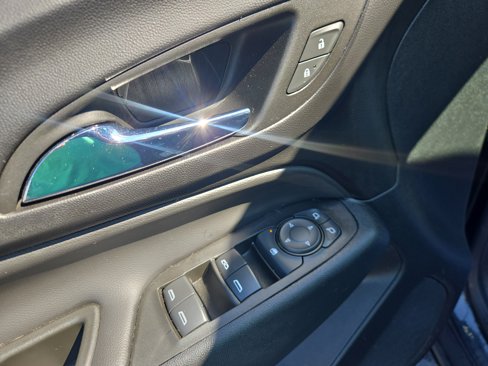 Used 2022 Chevrolet Equinox LT image 16