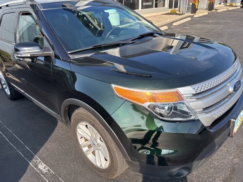 Used 2013 Ford Explorer XLT image 9