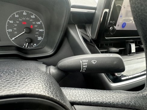 Used 2023 Toyota Corolla LE image 33
