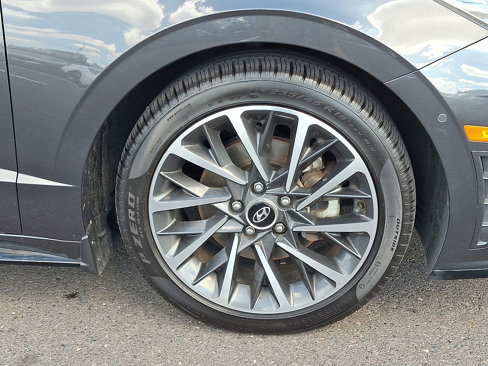 Used 2021 Hyundai Sonata Limited image 8