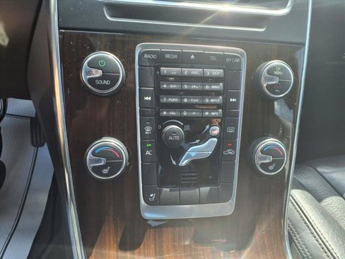 Used 2014 Volvo S60 T5 image 15