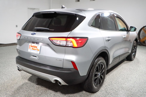 Used 2021 Ford Escape SE w/ Cold Weather Package image 7