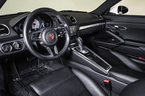 Certified 2018 Porsche 718 Cayman S image 4