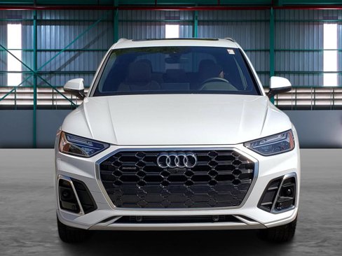 Used 2025 Audi Q5 2.0T Premium Plus w/ Premium Plus Package image 7