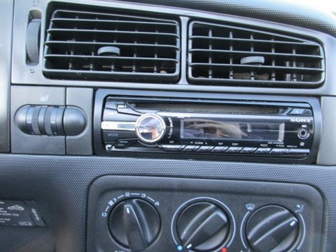 Used 2000 Volkswagen Cabrio GLS image 26