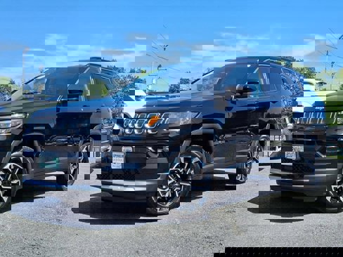 Used 2022 Jeep Compass Limited image 2