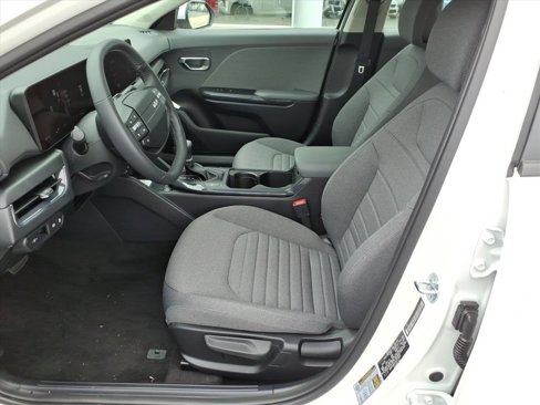 New 2025 Kia K4 EX image 14