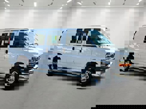 Used 2023 Chevrolet Express 2500 w/ Driver Convenience Package image 6