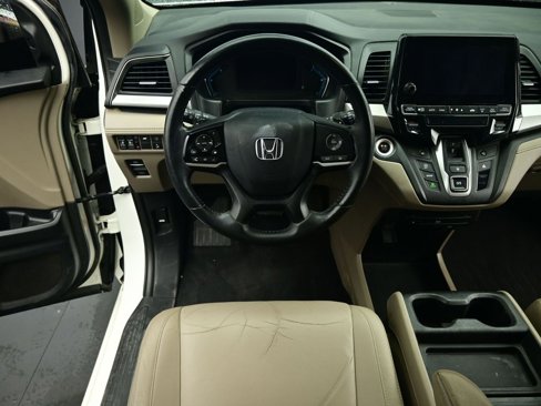 Used 2018 Honda Odyssey Touring image 5