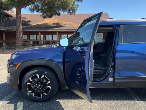 Used 2023 Chevrolet TrailBlazer LT image 38