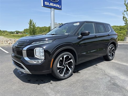 Used 2022 Mitsubishi Outlander SE image 5