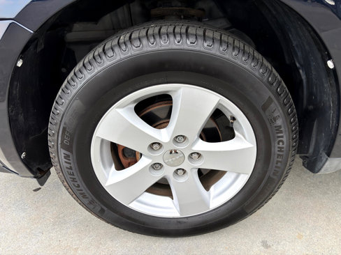 Used 2011 Dodge Journey Mainstreet w/ Sound Group image 11