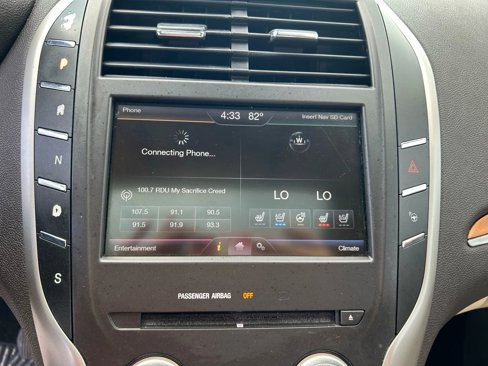 Used 2015 Lincoln MKC FWD w/ Equipment Group 102A Reserve image 18