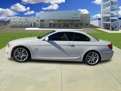 Used 2012 BMW 335i Convertible image 5