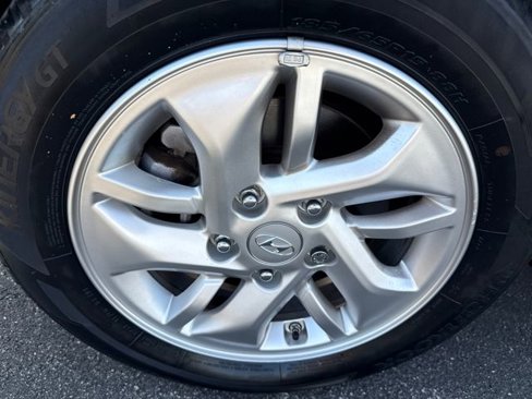Certified 2023 Hyundai Venue SE image 34