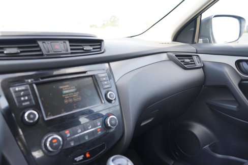 Used 2020 Nissan Rogue Sport S w/ Appearance Package image 18