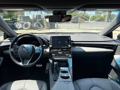 Used 2019 Toyota Avalon XSE w/ All Weather Liner Package image 12