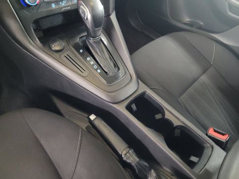 Used 2018 Ford Focus SEL image 26