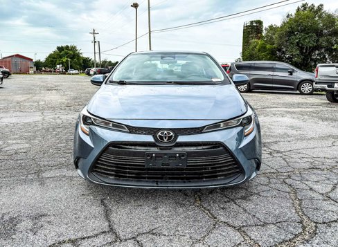 Used 2023 Toyota Corolla LE image 2