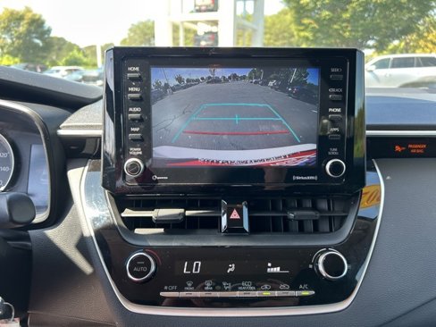 Used 2022 Toyota Corolla LE image 21