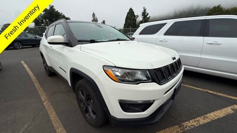 Used 2018 Jeep Compass Latitude w/ Popular Equipment Group image 2