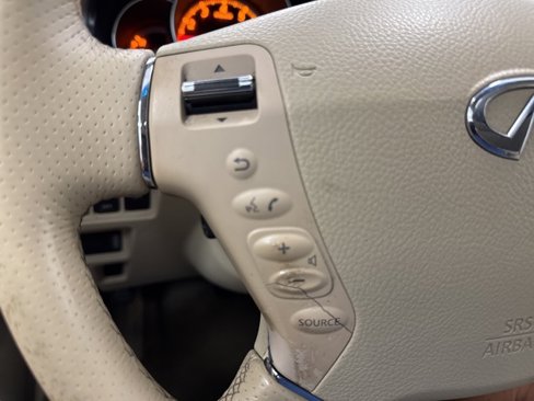 Used 2007 INFINITI M35 w/ Journey Pkg image 12