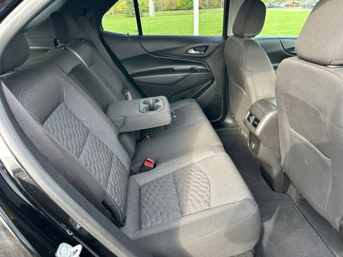 Used 2018 Chevrolet Equinox LT image 32