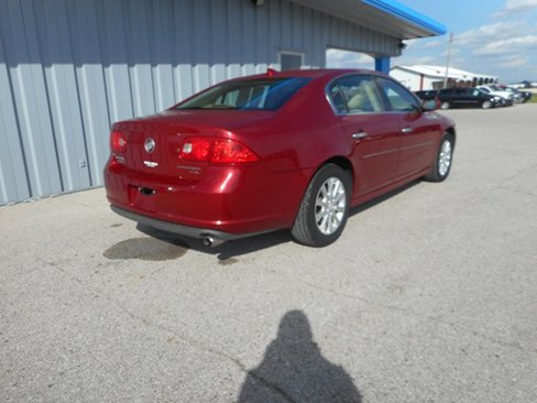Used 2011 Buick Lucerne CXL image 6