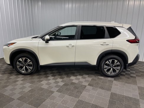 Used 2022 Nissan Rogue SV w/ SV Premium Package image 7
